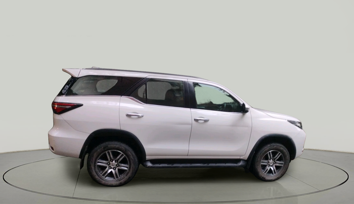 2023 Toyota Fortuner 4X2 MT 2.7 PETROL, Petrol, Manual, 27,631 km, exterior