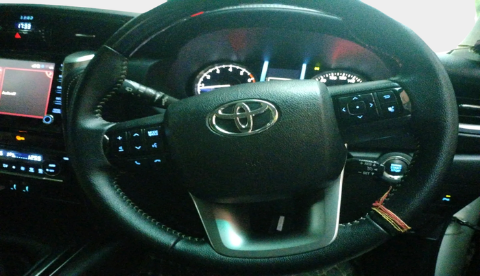 2023 Toyota Fortuner 4X2 MT 2.7 PETROL, Petrol, Manual, 27,631 km, interior