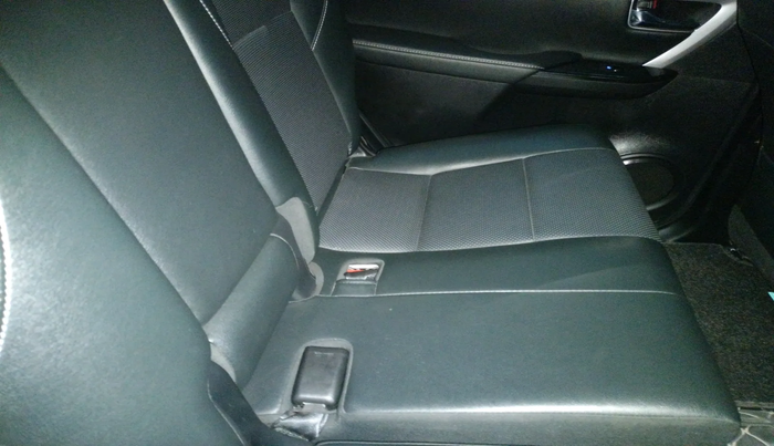 2023 Toyota Fortuner 4X2 MT 2.7 PETROL, Petrol, Manual, 27,631 km, interior