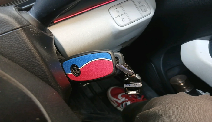 2023 Hyundai VENUE S (O) 1.0 Turbo Petrol DCT, Petrol, Automatic, 13,782 km, interior