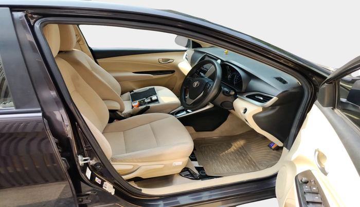 2019 Toyota YARIS G CVT, Petrol, Automatic, 54,982 km, interior