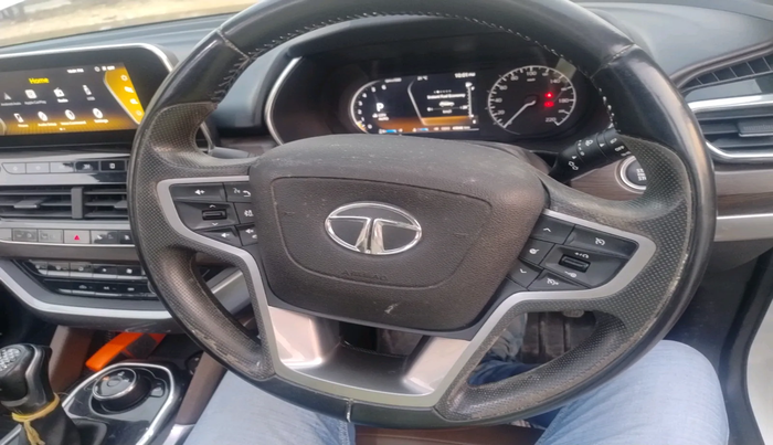 2022 Tata Harrier XZA PLUS 2.0L, Diesel, Automatic, 43,546 km, interior