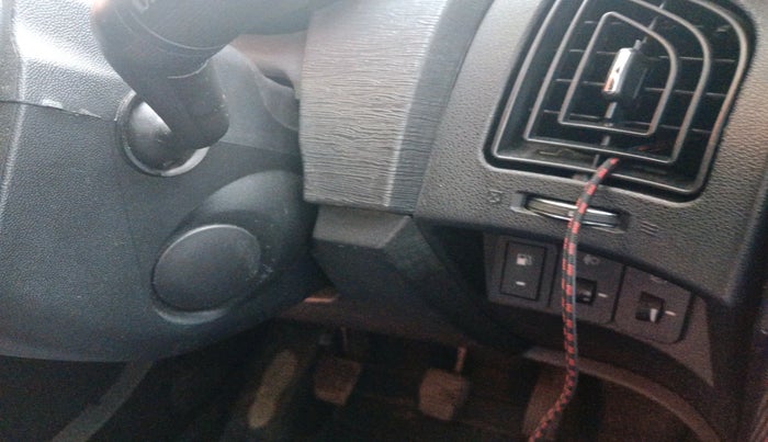 2021 Mahindra XUV500 W7, Diesel, Manual, 84,026 km, interior