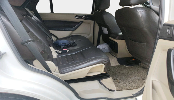 2017 Ford Endeavour TITANIUM 3.2 4X4 AT, Diesel, Automatic, 1,48,950 km, interior