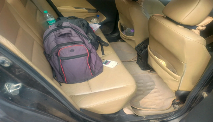 2017 Honda City 1.5L I-VTEC V MT, Petrol, Manual, 1,05,873 km, interior