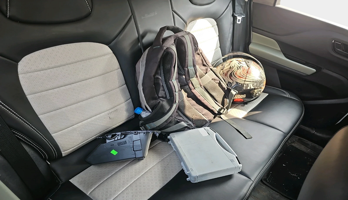 2023 Tata PUNCH ADVENTURE AMT, Petrol, Automatic, 31,175 km, interior