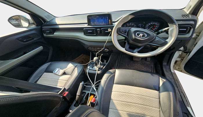 2023 Tata PUNCH ADVENTURE AMT, Petrol, Automatic, 31,175 km, interior