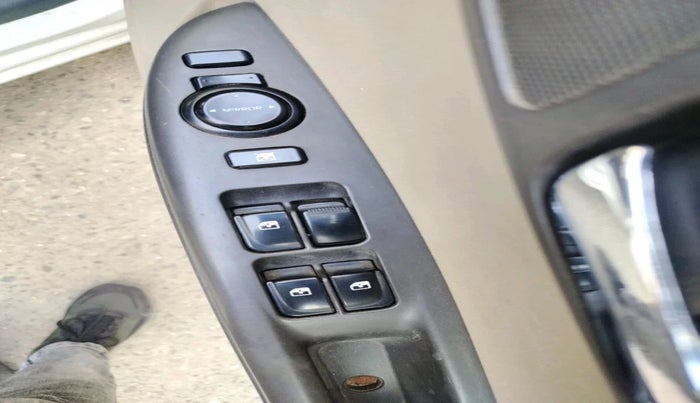 2013 Hyundai i20 SPORTZ 1.2, Petrol, Manual, 44,775 km, interior