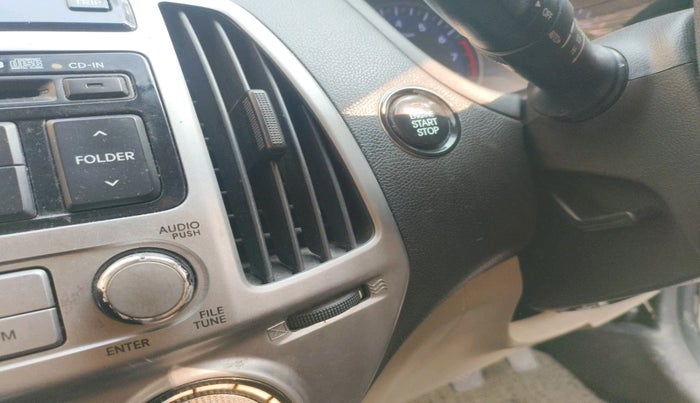 2014 Hyundai i20 ASTA 1.2, Petrol, Manual, 46,500 km, interior