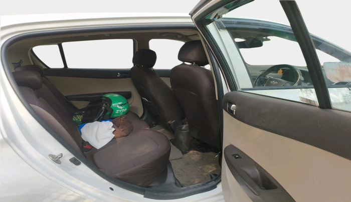 2014 Hyundai i20 ASTA 1.2, Petrol, Manual, 46,500 km, interior