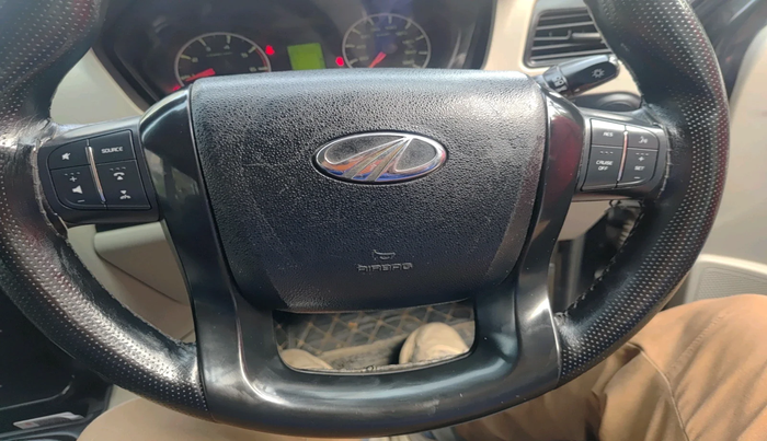 2020 Mahindra Scorpio S5, Diesel, Manual, 1,01,483 km, interior