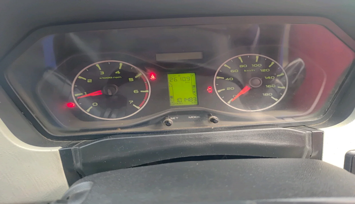 2020 Mahindra Scorpio S5, Diesel, Manual, 1,01,483 km, interior