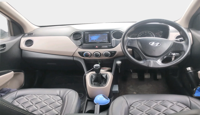 2014 Hyundai Grand i10 MAGNA 1.2 KAPPA VTVT, Petrol, Manual, 1,04,056 km, interior