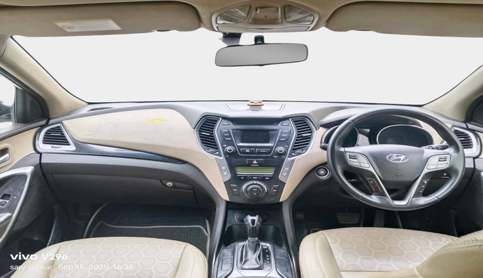 2014 Hyundai Santa Fe 4 WD AT, Diesel, Automatic, 72,235 km, interior
