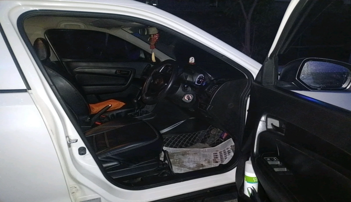 2021 Maruti Vitara Brezza LXI, Petrol, Manual, 24,508 km, interior