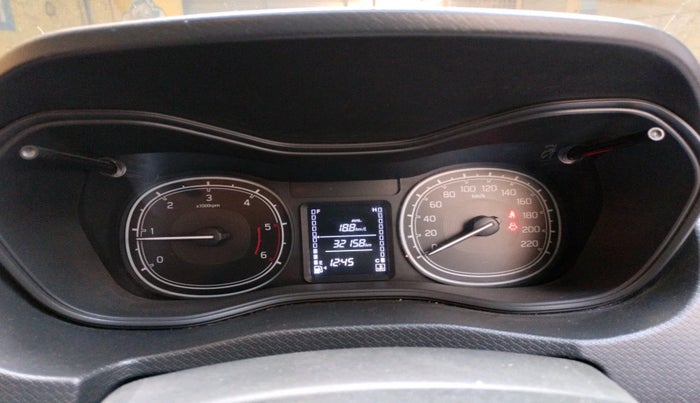 2017 Maruti Vitara Brezza VDI (O), Diesel, Manual, 32,158 km, interior