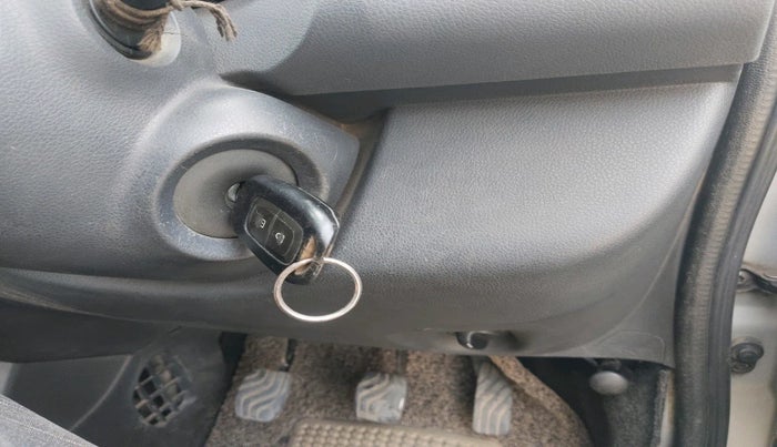 2015 Renault Kwid RXT 0.8, Petrol, Manual, 60,396 km, interior