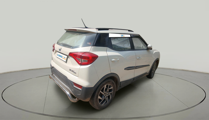 2023 Mahindra XUV300 W8 (O) 1.5 DIESEL AMT, Diesel, Automatic, 84,797 km, exterior