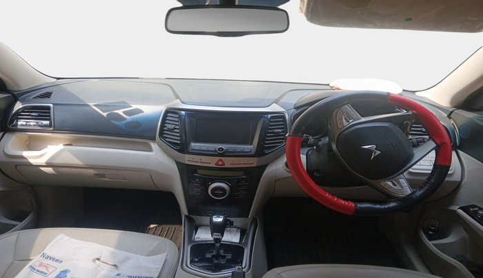 2023 Mahindra XUV300 W8 (O) 1.5 DIESEL AMT, Diesel, Automatic, 84,797 km, interior