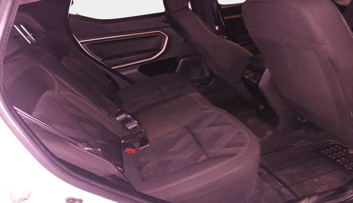 2022 Renault Kiger RXT MT, Petrol, Manual, 27,457 km, interior