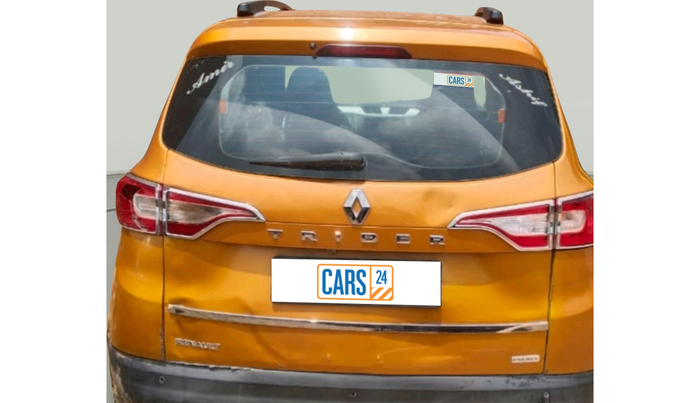 2020 Renault TRIBER RXZ, Petrol, Manual, 1,74,596 km, exterior