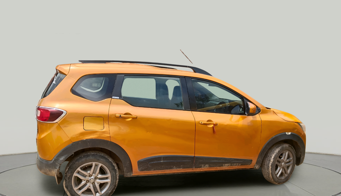 2020 Renault TRIBER RXZ, Petrol, Manual, 1,74,596 km, exterior