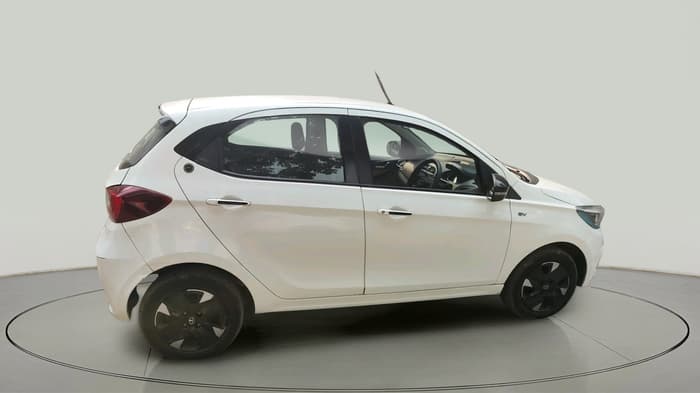 2023 Tata TIAGO EV XZ PLUS LONG RANGE, Electric, Automatic, 40,758 km, exterior