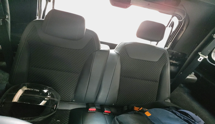 2022 Mahindra Thar LX D AT 4WD HT, Diesel, Automatic, 27,274 km, interior