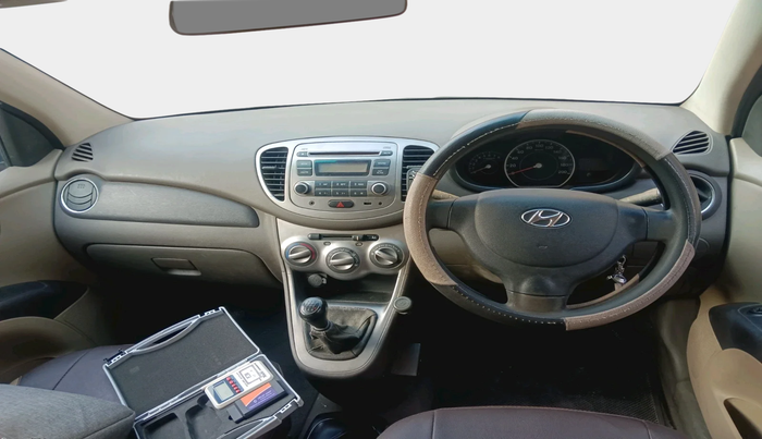 2011 Hyundai i10 MAGNA 1.2, Petrol, Manual, 34,943 km, interior