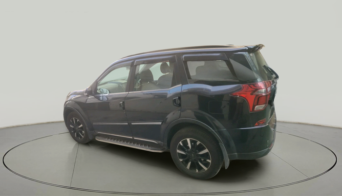 2018 Mahindra XUV500 W11 AT, Diesel, Automatic, 80,926 km, exterior