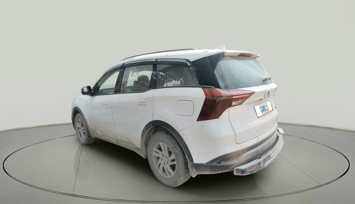 2022 Mahindra XUV700 AX 5 D AT 5 STR, Diesel, Automatic, 66,432 km, exterior