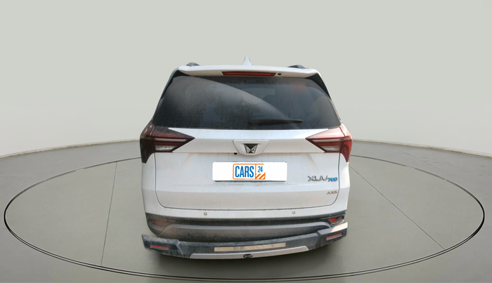 2022 Mahindra XUV700 AX 5 D AT 5 STR, Diesel, Automatic, 66,432 km, exterior