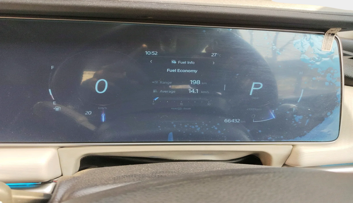 2022 Mahindra XUV700 AX 5 D AT 5 STR, Diesel, Automatic, 66,432 km, interior