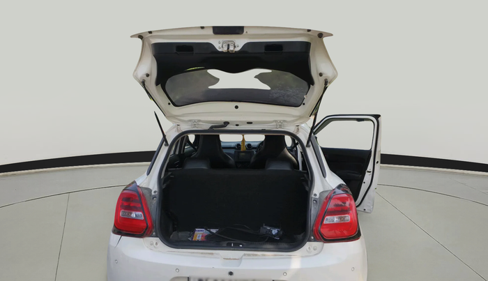 2021 Maruti Swift LXI, Petrol, Manual, 53,260 km, exterior