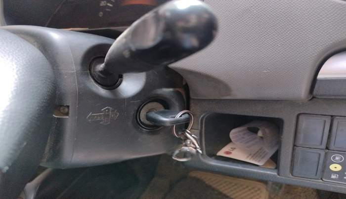 2011 Maruti Wagon R 1.0 LXI CNG, Petrol, Manual, 84,781 km, interior