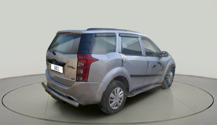 2017 Mahindra XUV500 W4 1.99, Diesel, Manual, 1,29,955 km, exterior