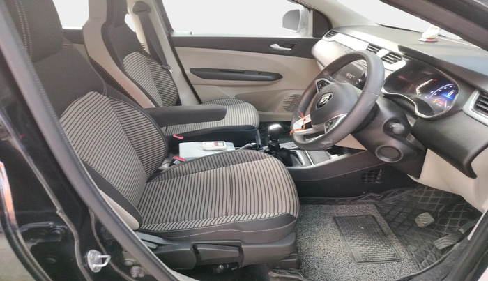 2024 Renault TRIBER RXZ AMT, Petrol, Automatic, 8,920 km, interior