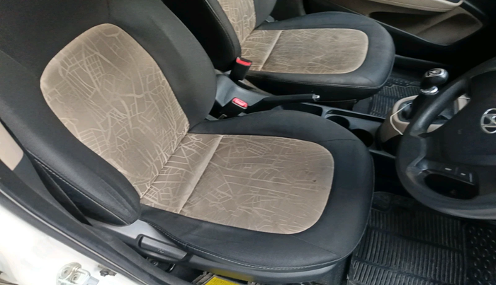 2014 Hyundai Grand i10 SPORTZ 1.2 KAPPA VTVT, Petrol, Manual, 53,070 km, interior