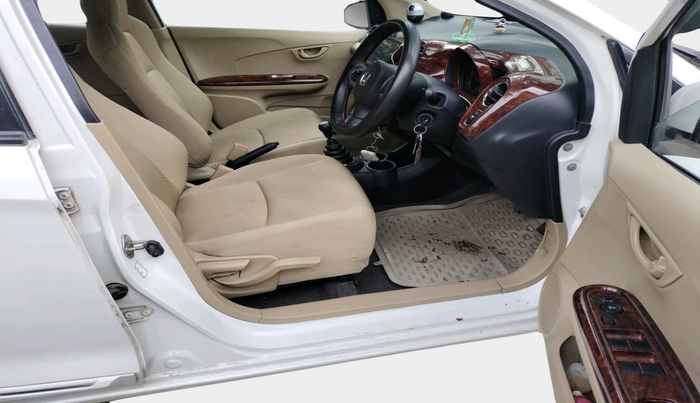2015 Honda Amaze 1.2L I-VTEC S, Petrol, Manual, 58,986 km, interior