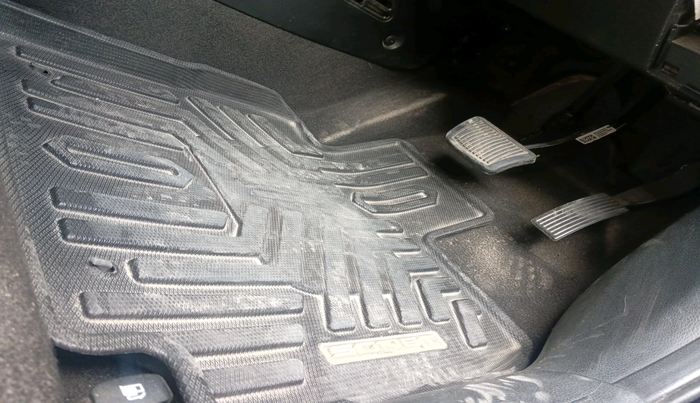 2024 KIA SONET 	 HTX 1.0 TURBO DCT, Petrol, Automatic, 16,469 km, interior