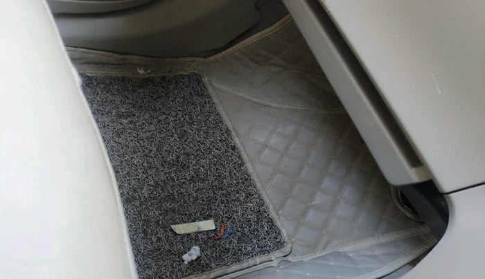 2014 Maruti Ertiga VXI, Petrol, Manual, 83,941 km, interior