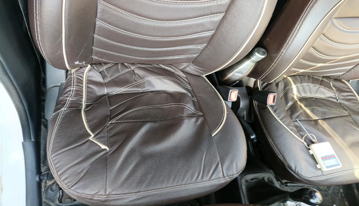 2018 Hyundai Eon 1.0 MAGNA + (O), Petrol, Manual, 1,73,617 km, interior