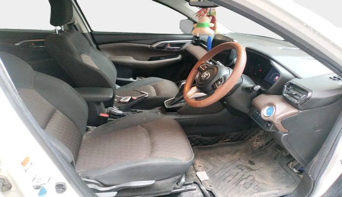 2024 Toyota URBAN CRUISER HYRYDER G HYBRID, Hybrid, Automatic, 16,376 km, interior