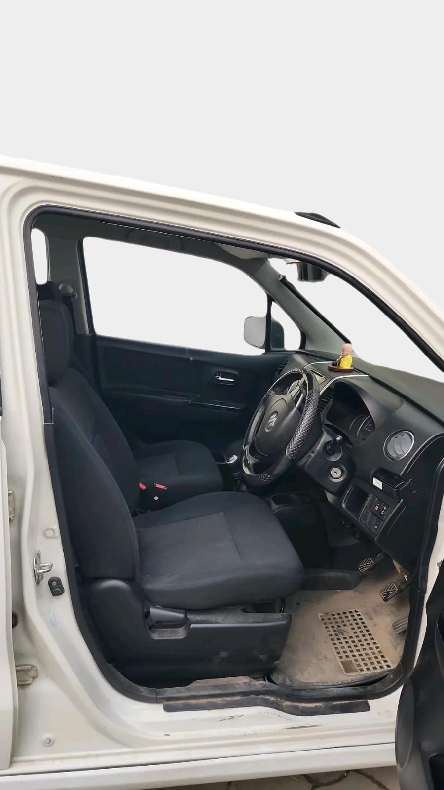 2014 Maruti Wagon R Stingray VXI, Petrol, Manual, 1,73,240 km, interior