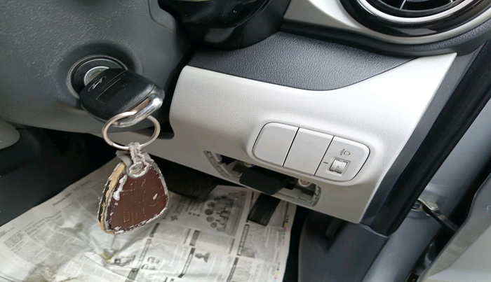 2022 Hyundai GRAND I10 NIOS SPORTZ AMT 1.2 KAPPA VTVT, Petrol, Automatic, 10,402 km, interior