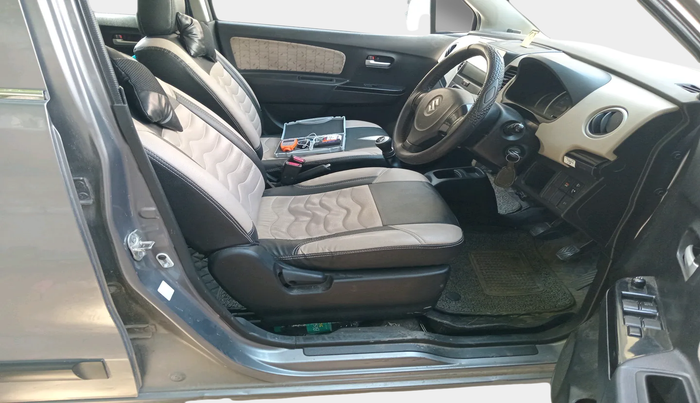 2017 Maruti Wagon R 1.0 VXI, Petrol, Manual, 73,952 km, interior