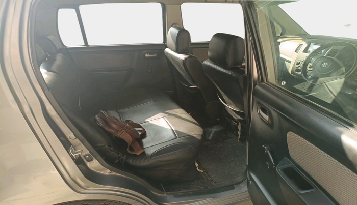 2015 Maruti Wagon R 1.0 LXI, Petrol, Manual, 77,661 km, interior