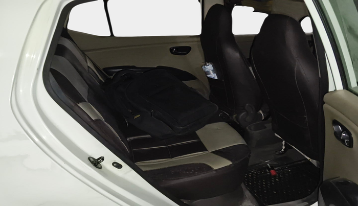 2012 Hyundai i10 MAGNA 1.2, Petrol, Manual, 2,34,984 km, interior