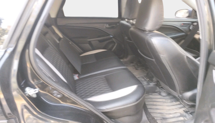 2025 Maruti BREZZA VXI, Petrol, Manual, 6,404 km, interior