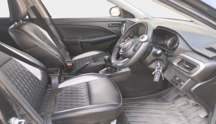 2025 Maruti BREZZA VXI, Petrol, Manual, 6,404 km, interior
